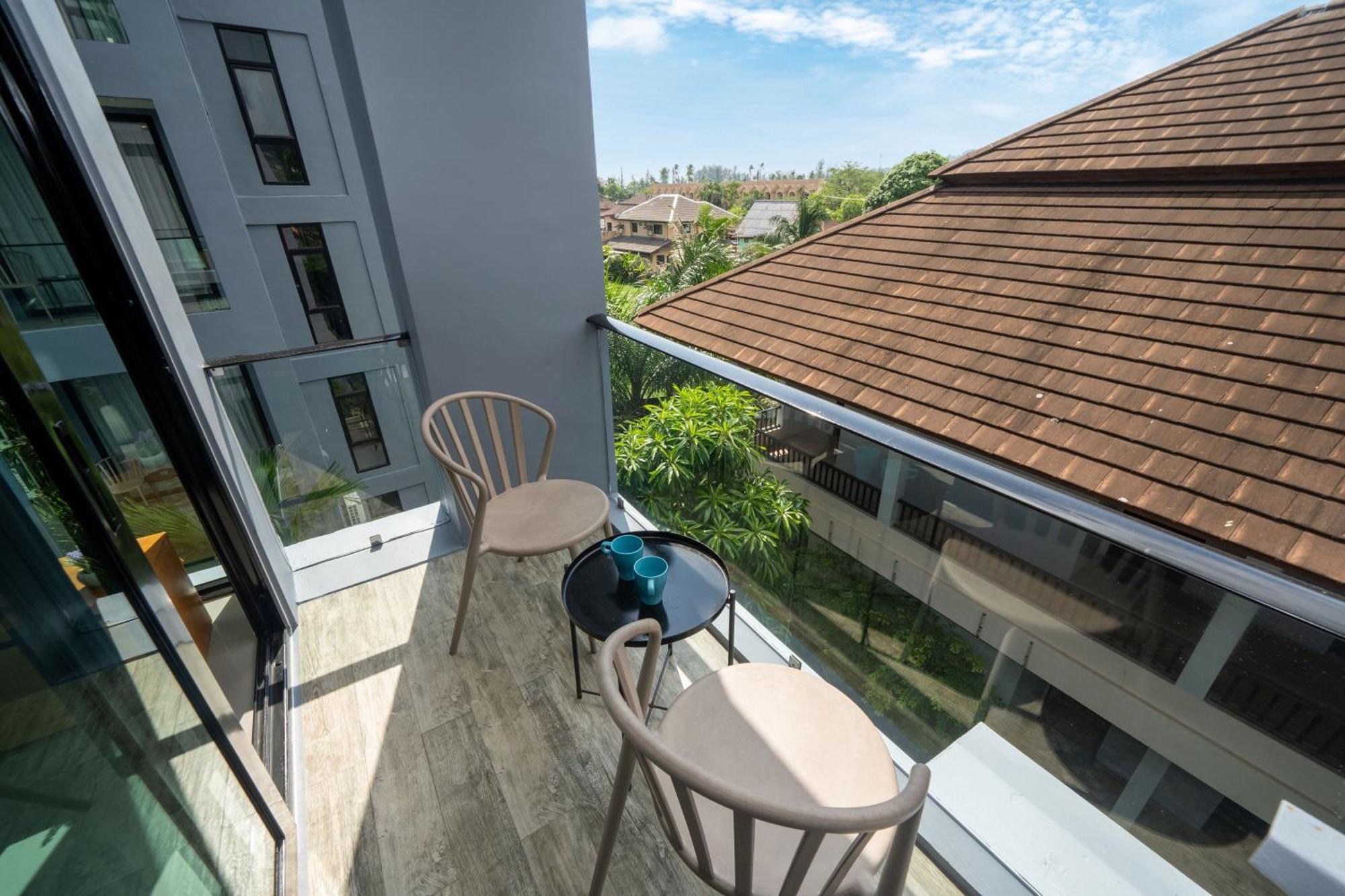 อพาร์ทเม้น Tropics Corner Ctg D309, 3 Pools & Gym, Near *
